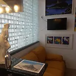 Apto Copacabana Com 2 Suites